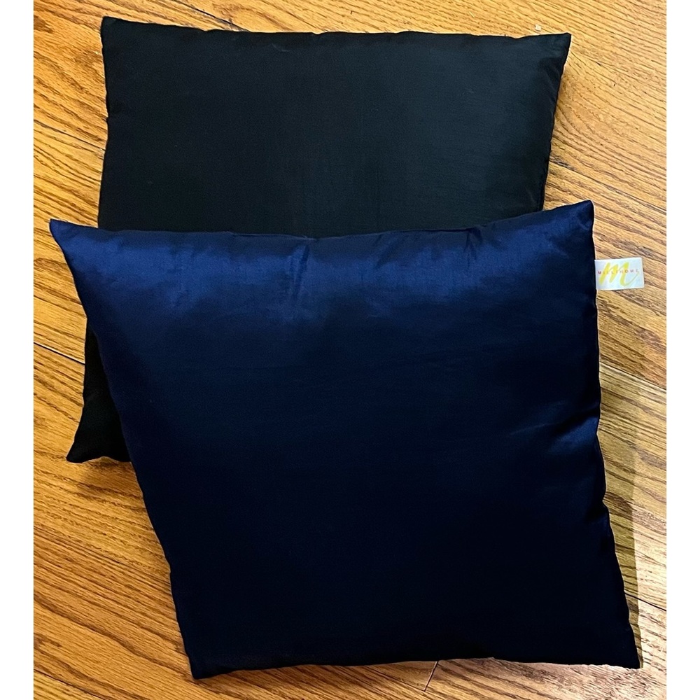 Millihome Accent Pillows (2)